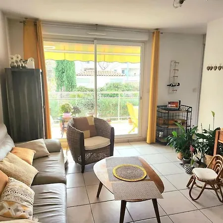 Apartment T3 Avec Terrasse Et Parking La Ciotat